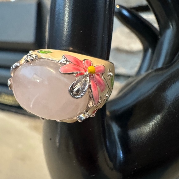 Statement Ring - Picture 8 of 11